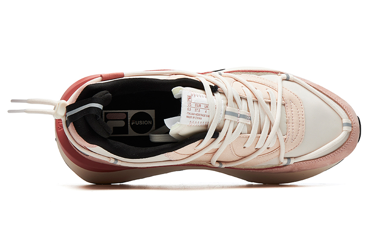 Shop (W) FILA 复古低帮粉色慢跑鞋 T12W111108FBM