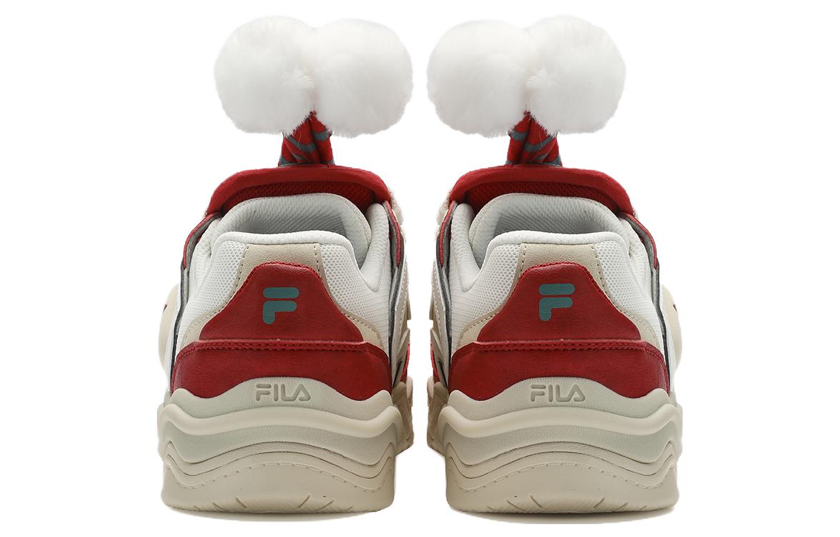 Shop FILA斐樂 KICK DX XMAS 減震耐磨 低幫 板鞋 女款 白紅色