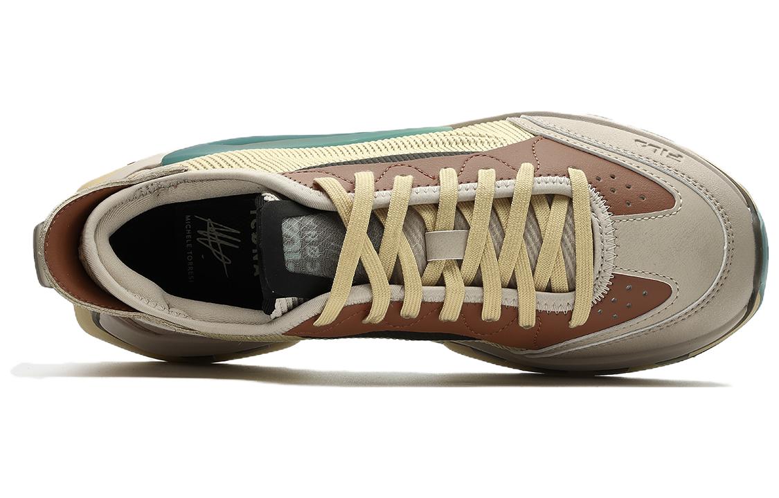 Lookbook (W) FILA KMシューズ (ブラウンベージュ) F12W333103FST