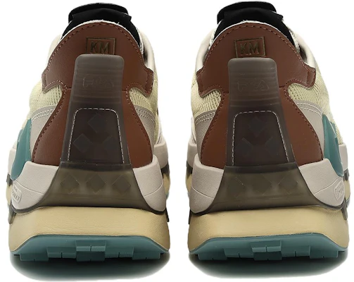 (W) FILA KMシューズ (ブラウンベージュ) F12W333103FST Shop (W) FILA KMシューズ (ブラウンベージュ) F12W333103FST