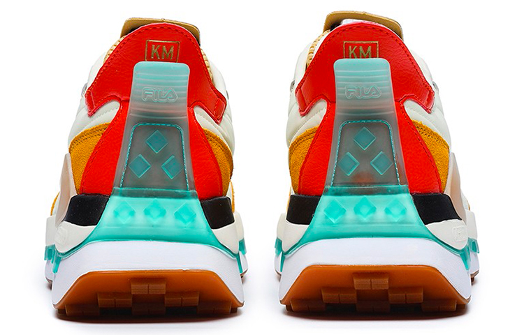 Shop (W) FILA KM 白黄橙色运动鞋 F12W233113FCG