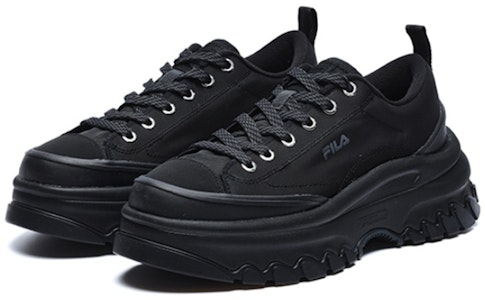 (W) FILA Lava 'Hitam Triple' F12W221315FBD Lookbook (W) FILA Lava 'Hitam Triple' F12W221315FBD
