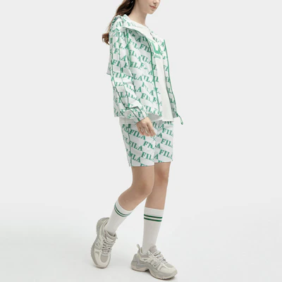 (W) FILA 字母印花连帽休闲编织外套全印花 F11W419703F-ZB Sizing (W) FILA 字母印花连帽休闲编织外套全印花 F11W419703F-ZB