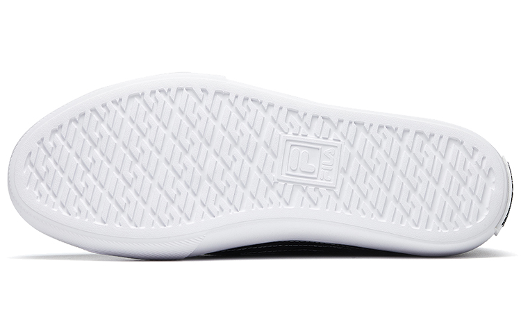 Shop (W) 휠라 로우 ACE73 스니커즈 블랙 F52W014403FBK