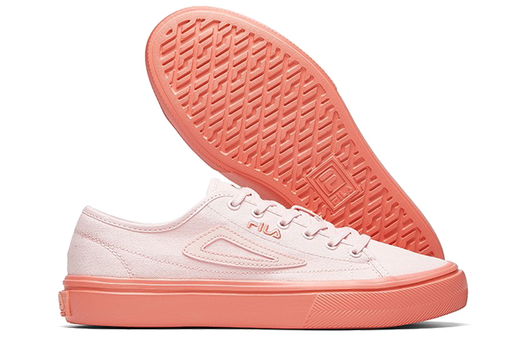 Shop Fila 斐樂 尖刀板鞋 低幫 女款 石英玫瑰