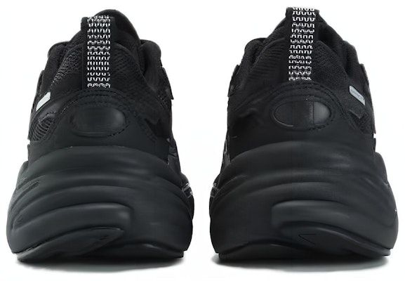 (W) Sneakers FILA Mars 1S 'Core Black' Hitam Inti F12W332117FBK Lookbook (W) Sneakers FILA Mars 1S 'Core Black' Hitam Inti F12W332117FBK