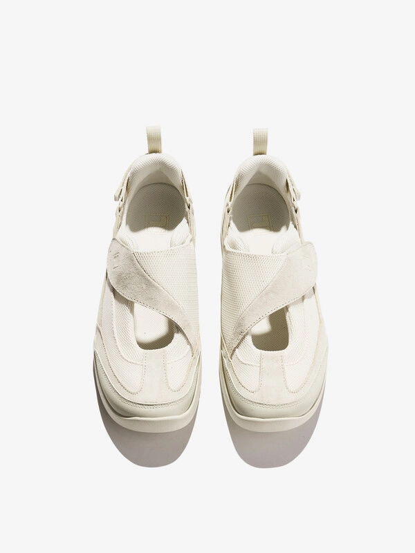 Shop (W) 휠라 멜비스 메리제인 스니커즈 베이지 베이지 베이지 1100FS253OD03X011260