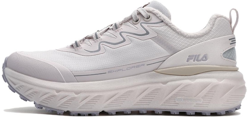FILA斐萊 百搭休閒 防滑耐磨 中筒 跑步鞋 女款 Buy FILA斐萊 百搭休閒 防滑耐磨 中筒 跑步鞋 女款