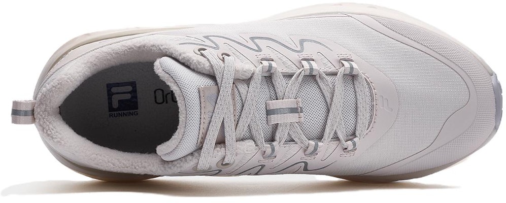 FILA斐萊 百搭休閒 防滑耐磨 中筒 跑步鞋 女款 Lookbook FILA斐萊 百搭休閒 防滑耐磨 中筒 跑步鞋 女款