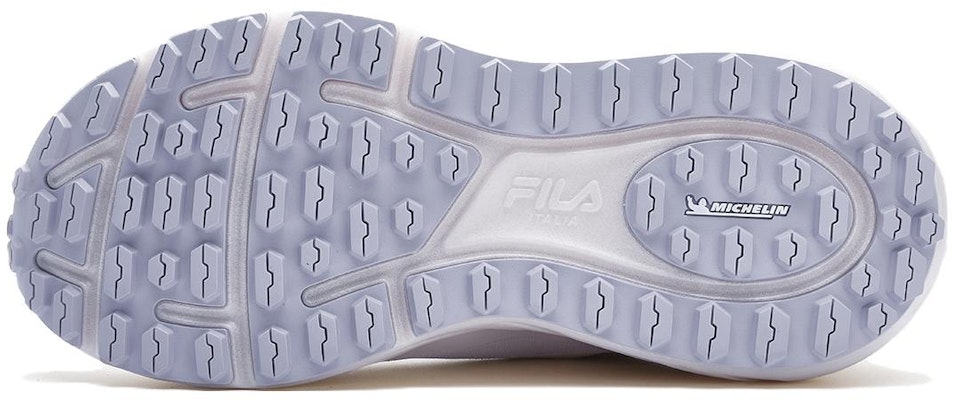 FILA斐萊 百搭休閒 防滑耐磨 中筒 跑步鞋 女款 Purchase FILA斐萊 百搭休閒 防滑耐磨 中筒 跑步鞋 女款