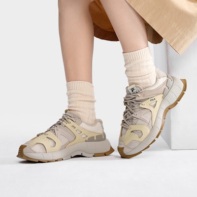 FILA 2023 'Brown' F12W321103FSS Sizing FILA 2023 'Brown' F12W321103FSS