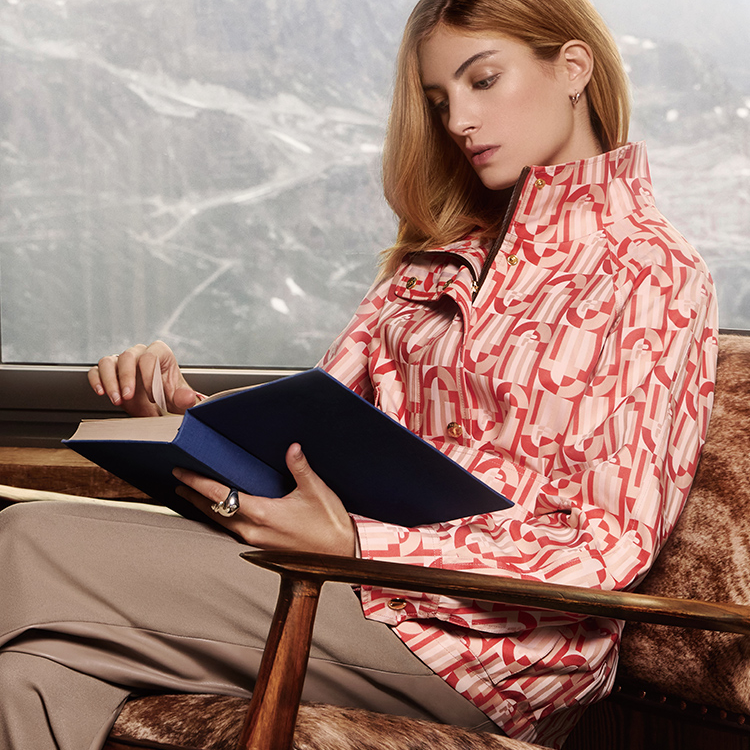 (Women) FILA Multi-Pocket Sport Jacket Full Print Stand Collar Red F11W344701F-RD 圖 5