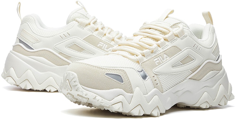 (W) FILA Oakmont Sepatu Running Low-Top Beige F12W031111FSA Shop (W) FILA Oakmont Sepatu Running Low-Top Beige F12W031111FSA