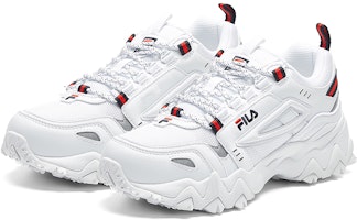 (W) Sepatu Lari FILA Oakmont Low Putih/Hitam/Merah F12W011115AWT Lookbook (W) Sepatu Lari FILA Oakmont Low Putih/Hitam/Merah F12W011115AWT