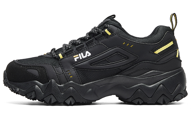 Buy (W) Scarpe da Running Basse FILA Oakmont Nero F12W011115ABK