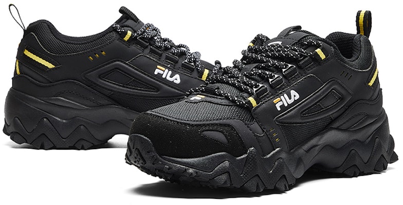 (W) Sepatu Lari FILA Oakmont Low Hitam F12W011115ABK Shop (W) Sepatu Lari FILA Oakmont Low Hitam F12W011115ABK