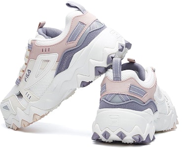 (W) FILA オークモント ランニングシューズ (白/薄ピンク) F12W031111FGR Lookbook (W) FILA オークモント ランニングシューズ (白/薄ピンク) F12W031111FGR