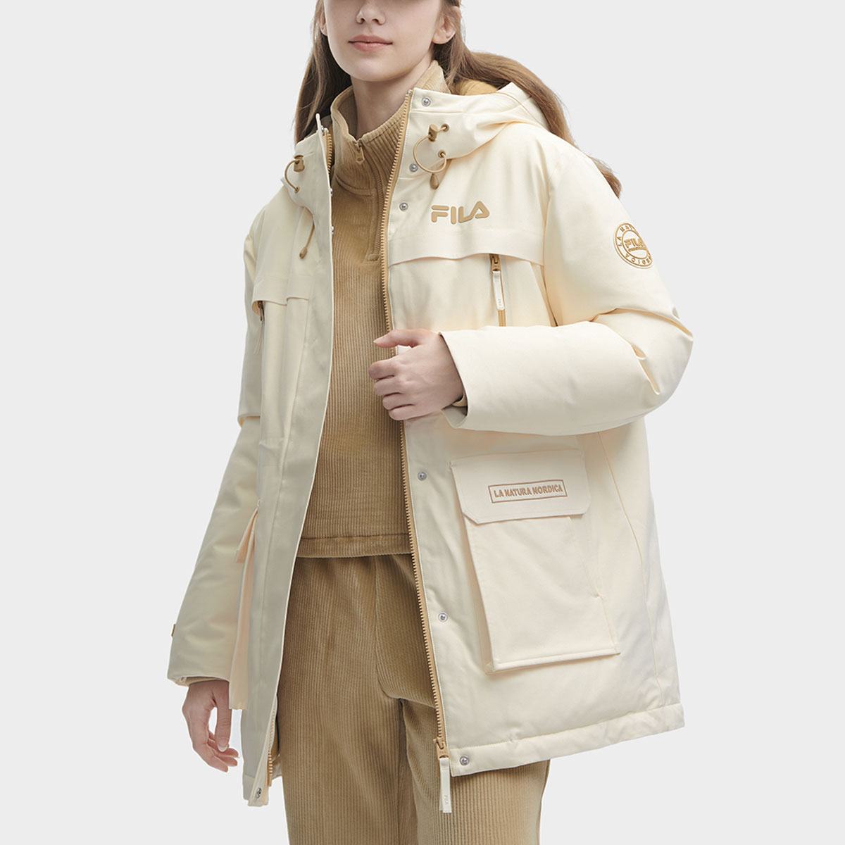 Shop (W) FILA オリジナル ロングダウンジャケット フード付き カジュアル 防寒コート. F11W349904F-IV