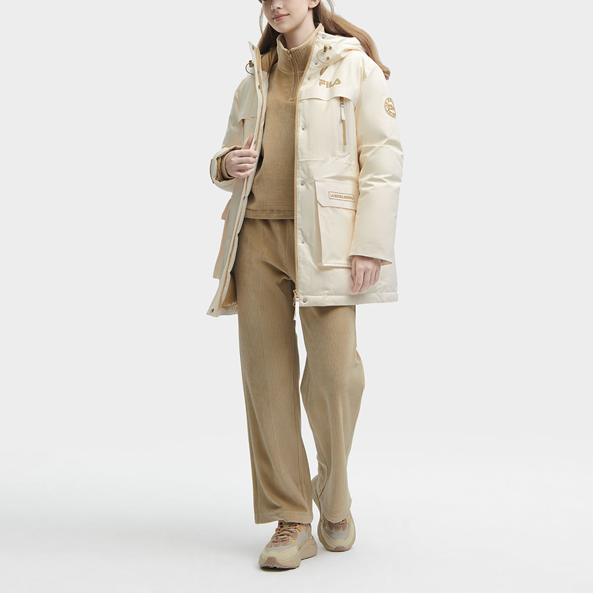 Sizing (W) FILA オリジナル ロングダウンジャケット フード付き カジュアル 防寒コート. F11W349904F-IV