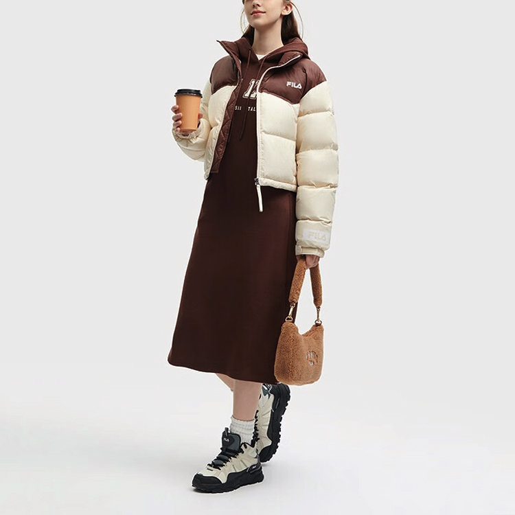 Shop (W) FILA ORIGINALE カラーブロックロゴ ウインドプルーフ ダウンジャケット ベージュ. F51W349901F-BG