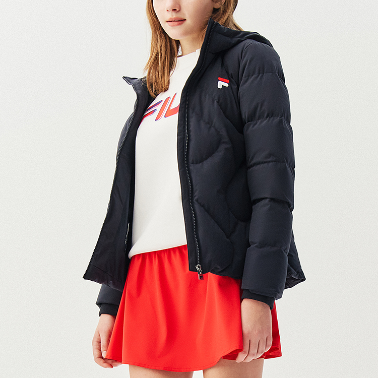 Details for (W) FILA オリジナーレ 冬 ロゴ フーディーダウンジャケット レジェンドブルー. F11W048919FNV