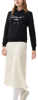 (W) Sudadera con Capucha FILA Oversize Negra con Letras Grandes. F11W118232F-BK Shop (W) Sudadera con Capucha FILA Oversize Negra con Letras Grandes. F11W118232F-BK