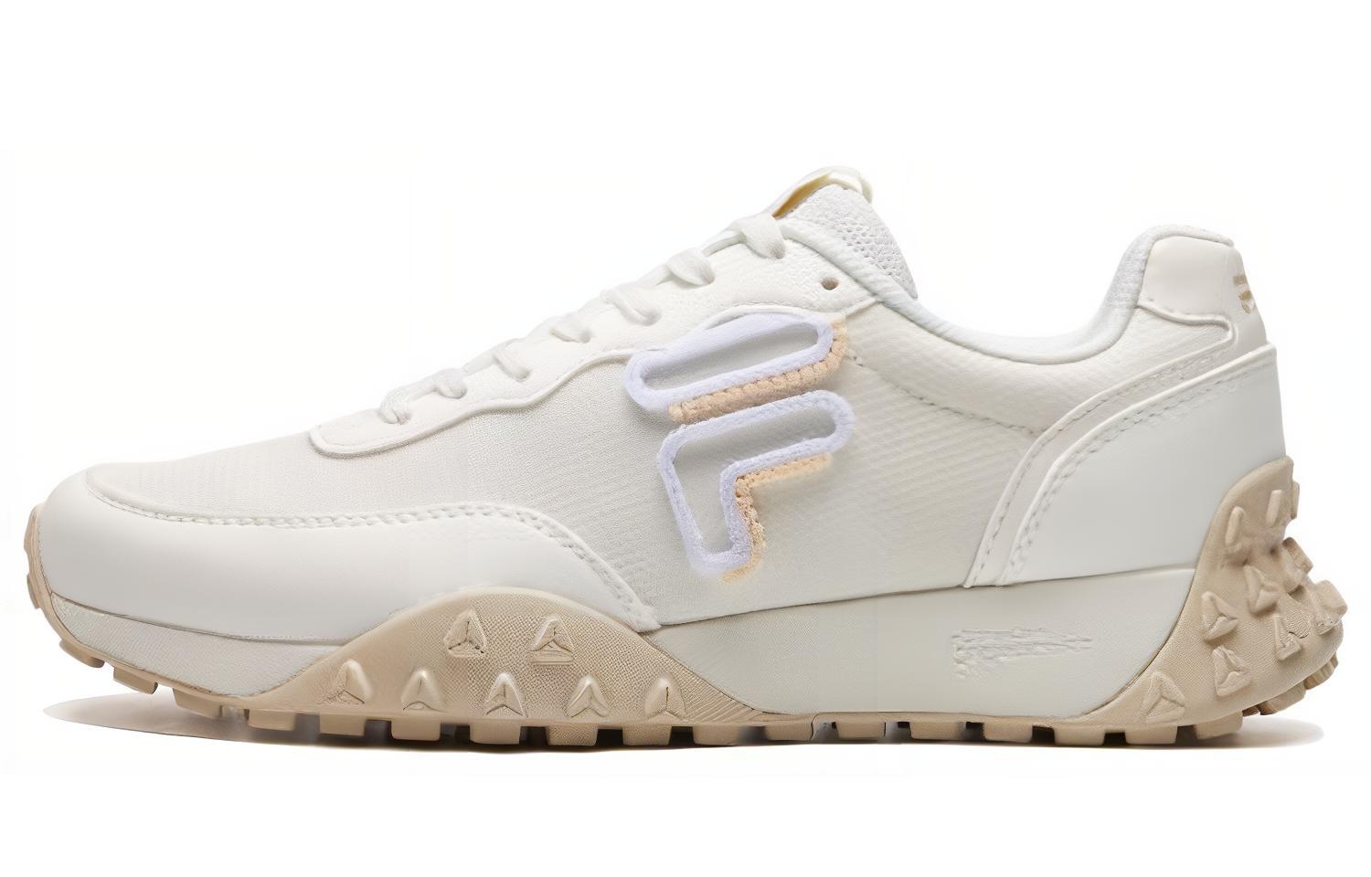 (Women) FILA Pacer Low Top Running Shoes White F12W124154FSW