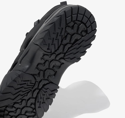 (Women) Fila Peyto Sandals V2 Black/Black/Black 11001SM02777H001 Cheap (Women) Fila Peyto Sandals V2 Black/Black/Black 11001SM02777H001