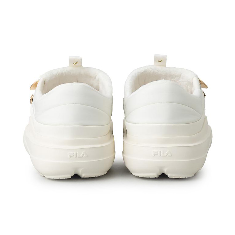 Lookbook (W) 휠라 퍼퍼 볼드 슬립온 V2 FS256BT03X003-100