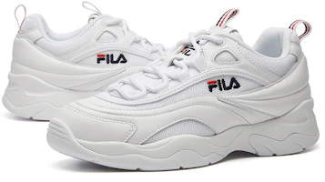 Shop Fila 斐樂 Ray 低筒運動鞋 女款 白色