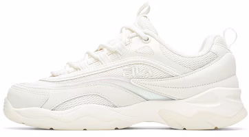 (Women) FILA Ray VNTG Running Shoes White F12W021101FSW (Women) FILA Ray VNTG Running Shoes White F12W021101FSW