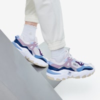 (W) Kasut Retro FILA Ray Tracer 2 'Putih Biru Merah Jambu' F12W232140FNA Cheap (W) Kasut Retro FILA Ray Tracer 2 'Putih Biru Merah Jambu' F12W232140FNA