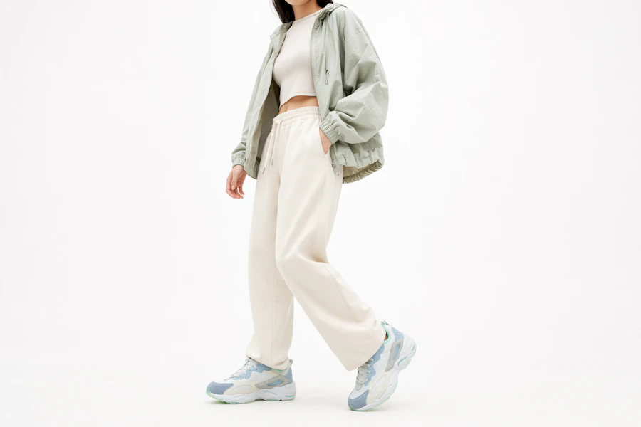 (Women) FILA Ray Tracer SL Sneakers 1RM02997H-109 Order (Women) FILA Ray Tracer SL Sneakers 1RM02997H-109