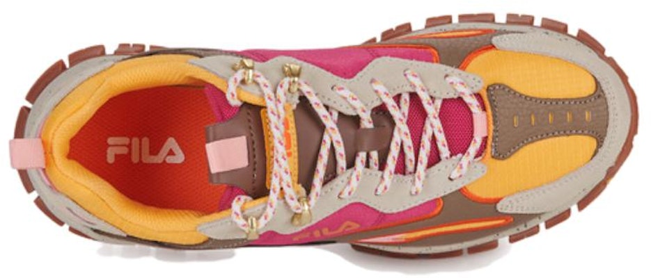 (W) FILA Ray Tracer TR2 'Emas Coklat' FFW026723020 Lookbook (W) FILA Ray Tracer TR2 'Emas Coklat' FFW026723020