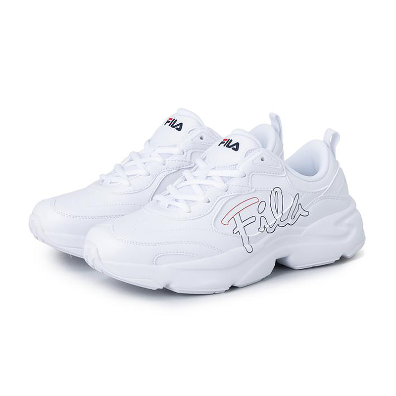 Order (W) FILA Ray Trainer V2 Script Sepatu Sneakers. FS256RU03X012-100