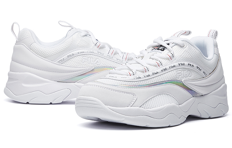Shop (W) FILA Ray VNTG Chaussures de Running Gris/Blanc F62W031112FWT