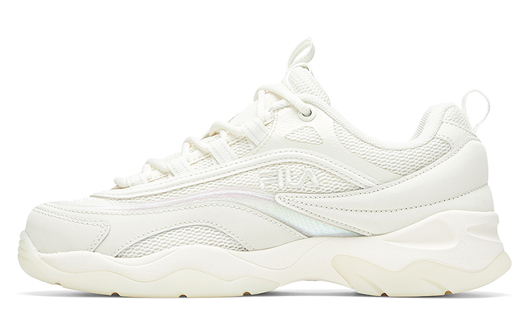 (Women) FILA Ray VNTG Running Shoes White F12W021101FSW