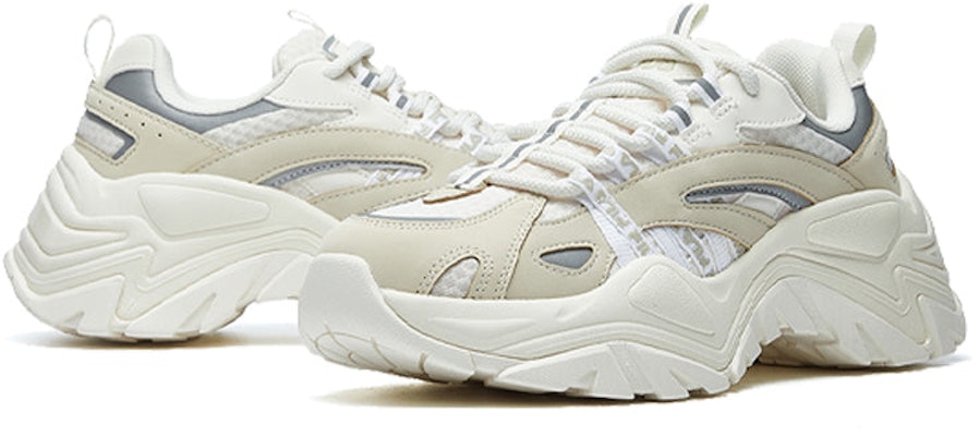 (Women) FILA Retro Casual Dad Shoes White F12W034120FGA Purchase (Women) FILA Retro Casual Dad Shoes White F12W034120FGA