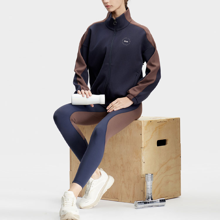 Details for (W) FILA 復古運動外套 深天藍配標誌款 A11W411501F-NV