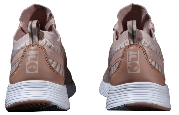 Lookbook (W) FILA RGB Series Hardloopschoenen Roze FS1RNB3216F_TAN