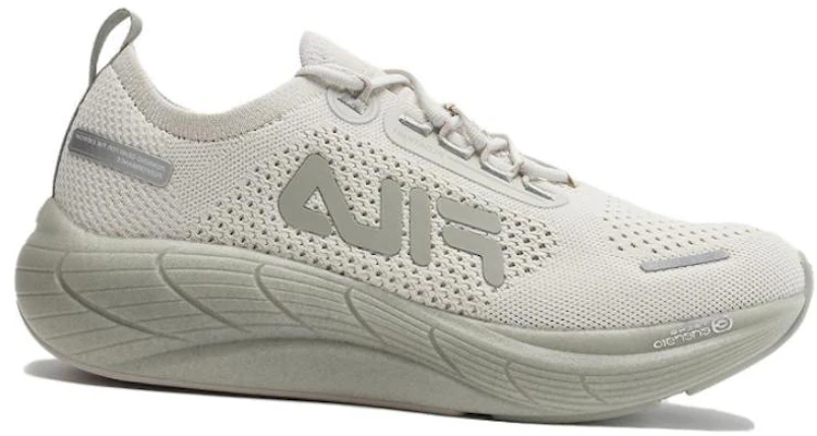 FILA斐樂 Rimba 耐磨防滑 低筒 跑步鞋 女款 灰色 Lookbook FILA斐樂 Rimba 耐磨防滑 低筒 跑步鞋 女款 灰色