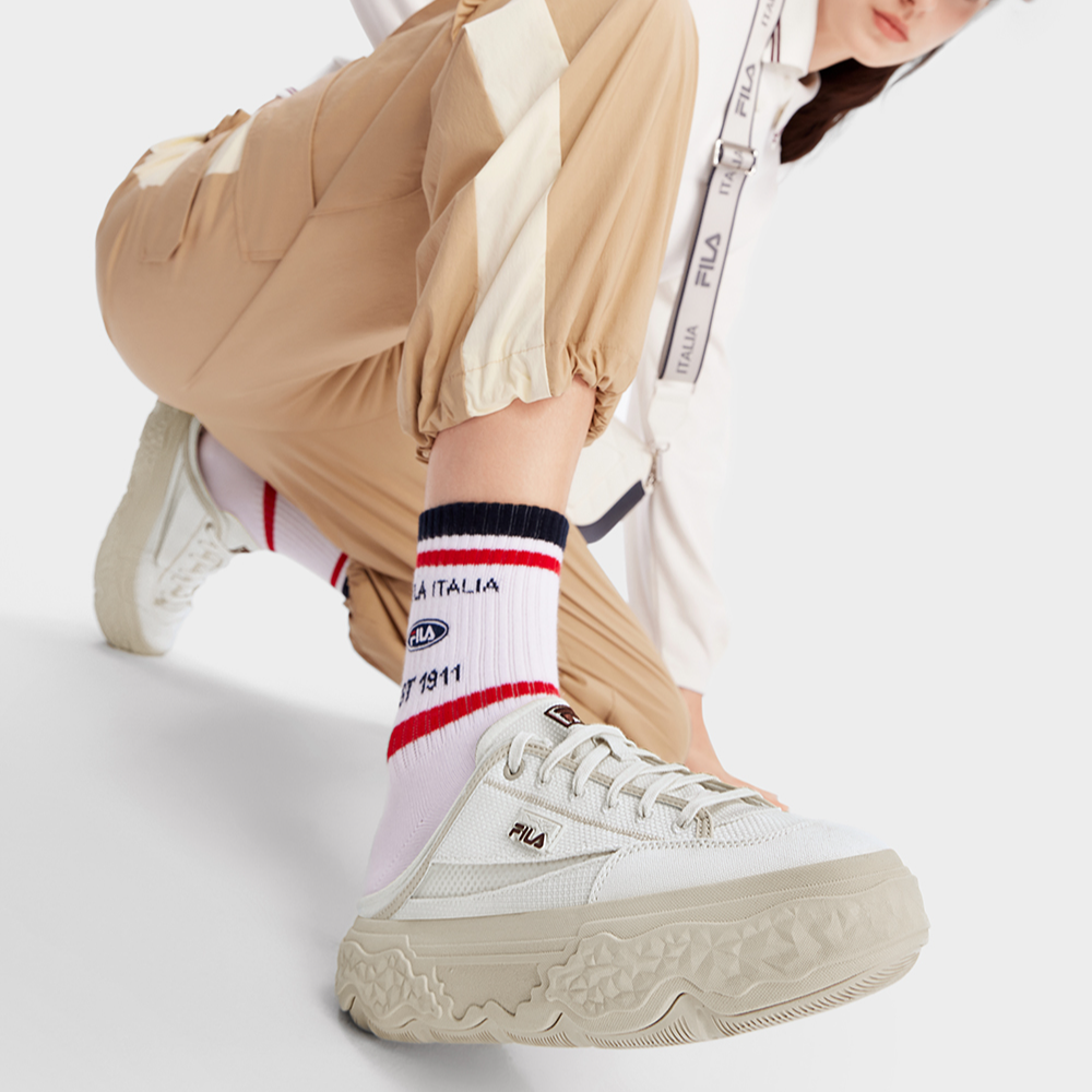 Lookbook FILA斐樂 ROCK 岩石穆勒鞋 MULE 防滑耐磨 低幫 帆布鞋 女款 微白