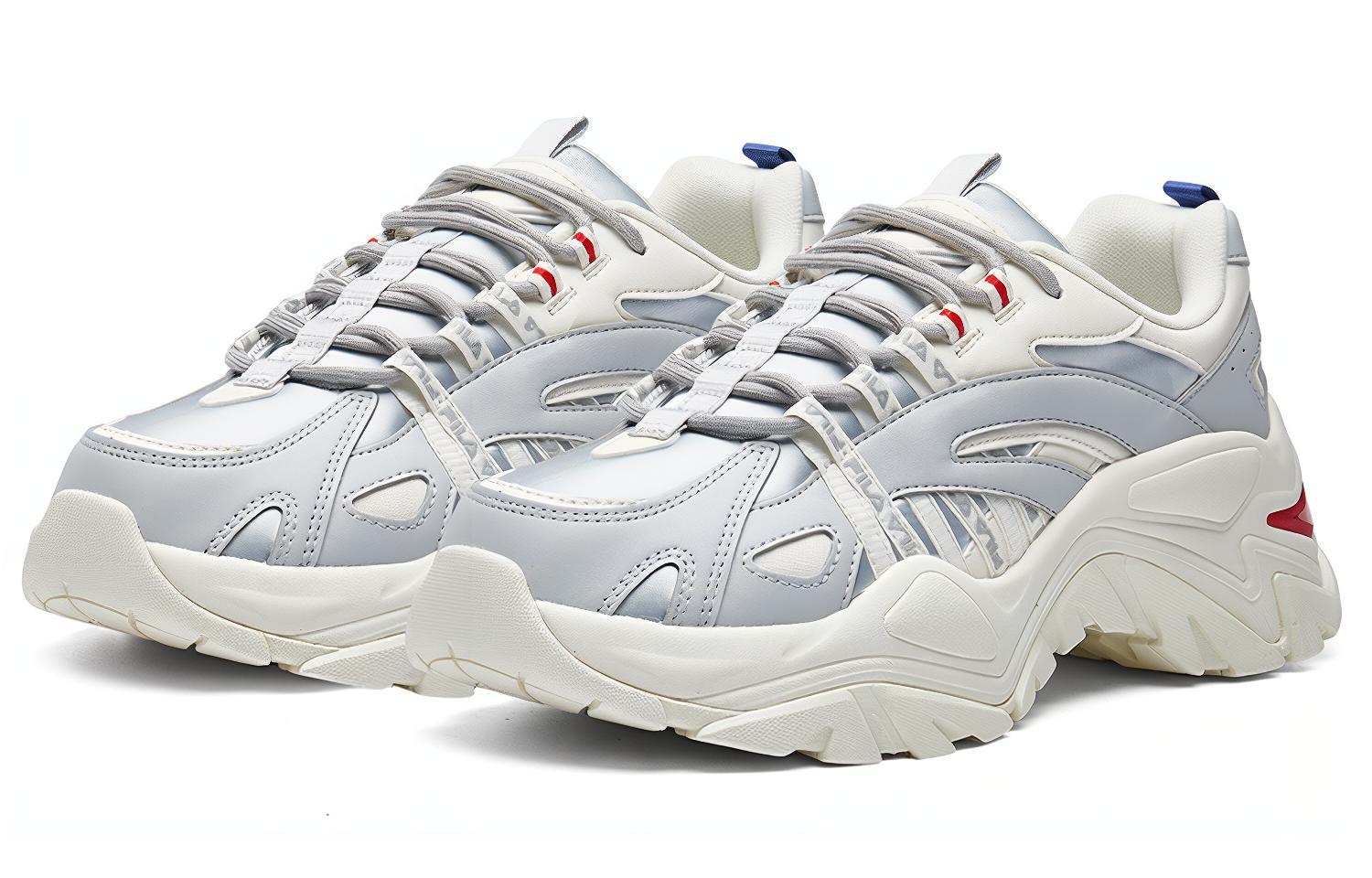 Lookbook Fila 斐樂 Sofia 魚刺 厚底休閒老爹鞋 女款 灰白紅