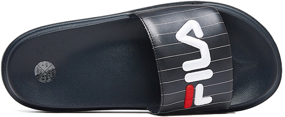 (W) FILA运动传奇蓝色拖鞋 F12W024610FNV Lookbook (W) FILA运动传奇蓝色拖鞋 F12W024610FNV