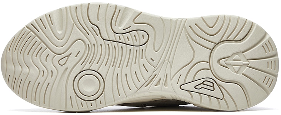 (W) FILA 白色蜂群运动鞋 F12W034124FOA Shop (W) FILA 白色蜂群运动鞋 F12W034124FOA