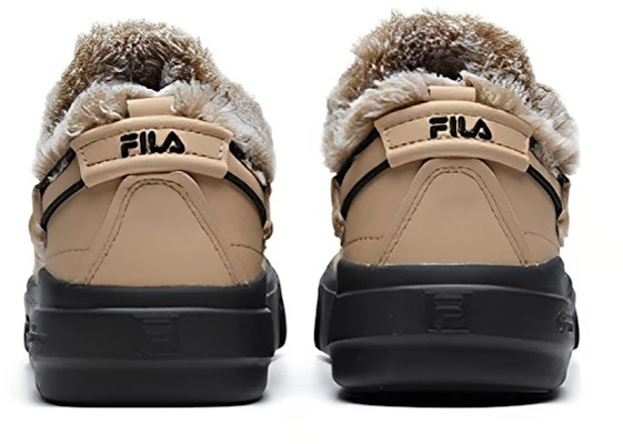 (W) FILA Tara We Low-Top Sneakers Coklat F12W144315FCS Shop (W) FILA Tara We Low-Top Sneakers Coklat F12W144315FCS