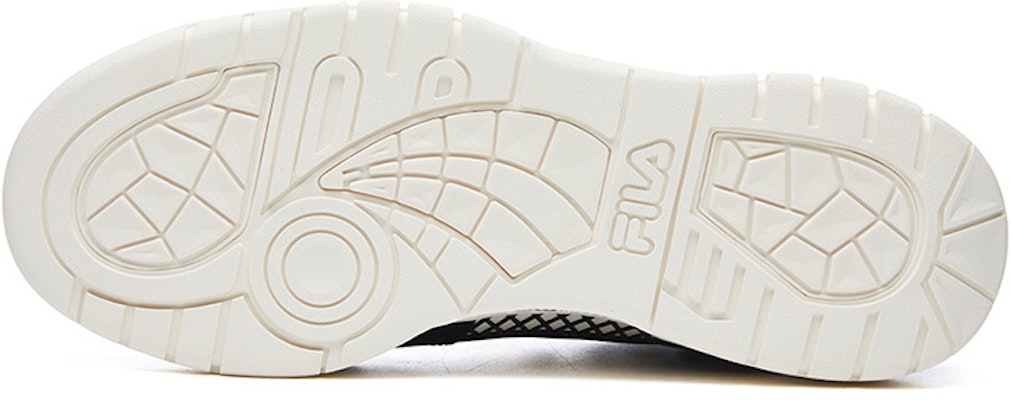 (W) FILA Teratach 高帮黑白配色篮球鞋 F12W111211FBW Shop (W) FILA Teratach 高帮黑白配色篮球鞋 F12W111211FBW