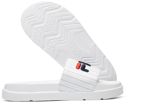(Women) FILA Thick Sole White Slippers F52W044602FWT Purchase (Women) FILA Thick Sole White Slippers F52W044602FWT