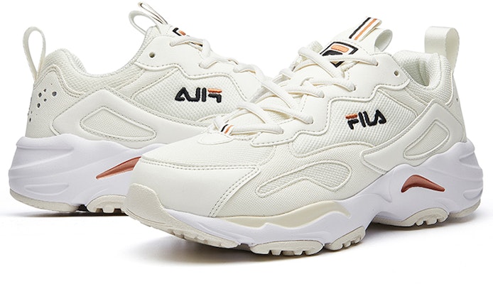 (W) FILA Tracer 'Putih Krim' F12W041104FSW Shop (W) FILA Tracer 'Putih Krim' F12W041104FSW