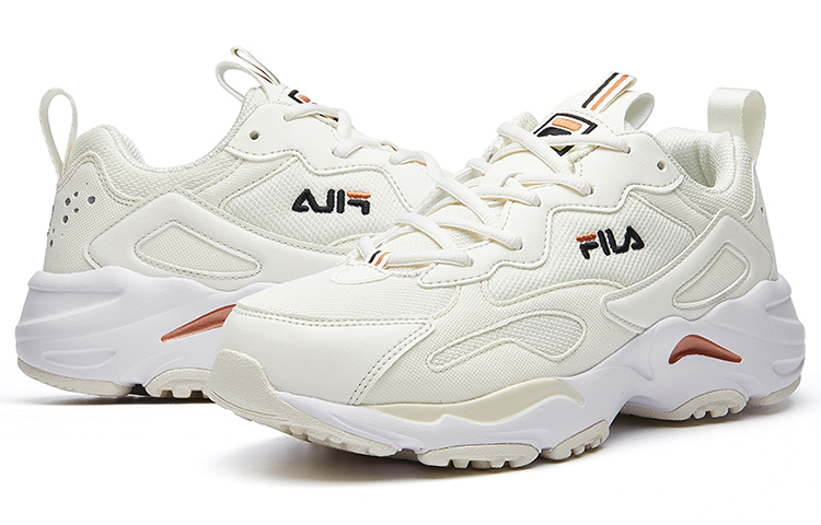 Lookbook (W) FILA Tracer ''Wit Crème'' F12W041104FSW